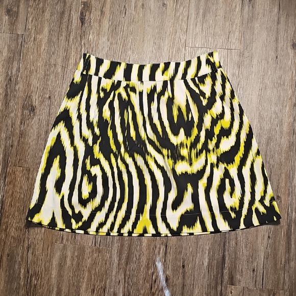 Womens Worthington Zebra Print A Line Skirt in Neon Yellow and Black Sz 14 - Picture 1 of 6